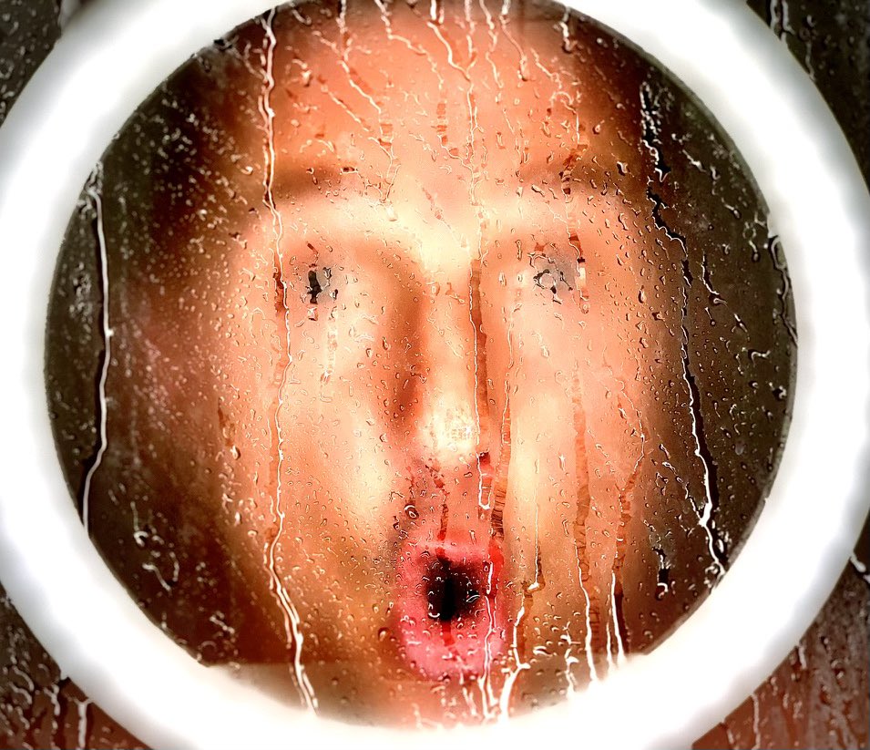 McConaughey's tweet image. lost an hour but still lit
 #greenlightsbook