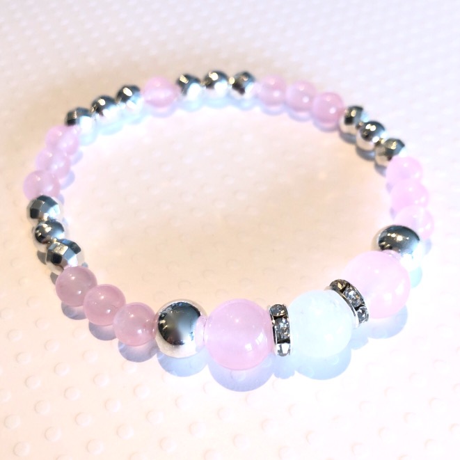 BBrillance's tweet photo. ✨💎 2065 - Bracelet Douceur https://t.co/HgvOcp76pH ⭐️ #FastFollowBack #CCFavoris #BijouxDuQuebec #FaitalaMain #Quebecois #BijouterieBrillance https://t.co/xUnaxUxL4v