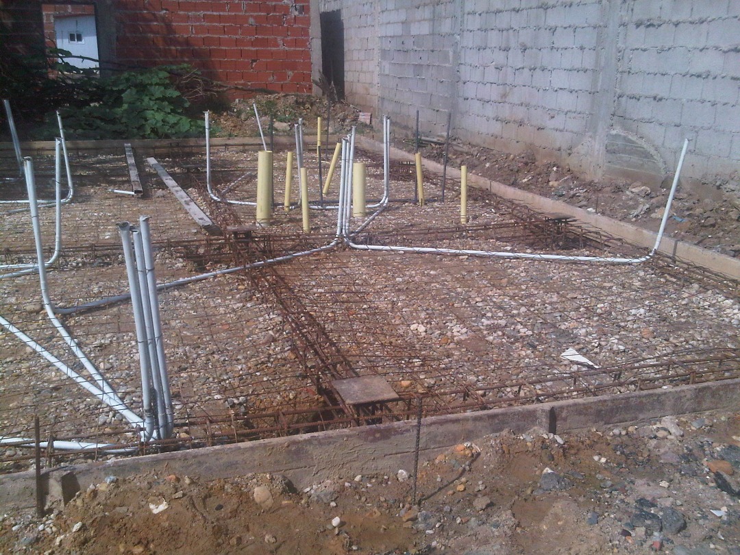 IEKC712's tweet photo. Instalaciones eléctricas e iluminación en general para residencias, comercios, industrias, fincas, hatos y condominios. Plantas eléctricas. Mantenimiento en general. 04124303664 https://t.co/QX91uFNYDW