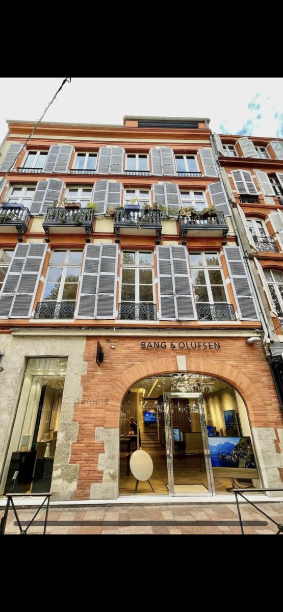 sonetimage's tweet photo. Nouvelle boutique Bang et Olufsen 9rue croix Baragnon. #Toulouse #hifi #tv #Occitanie https://t.co/Wb0PzRT1q2