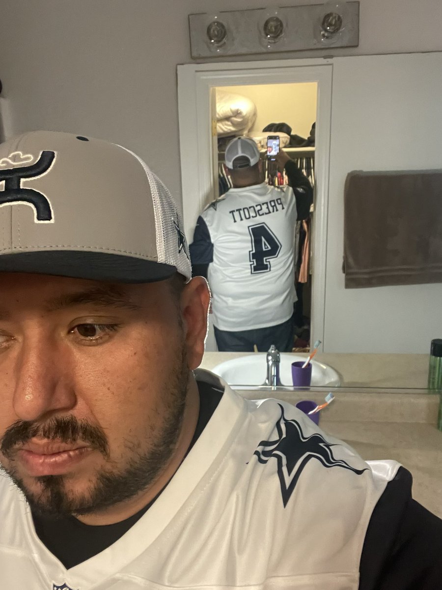 Adamedist's tweet photo. Lets go cowboys!!!! #CowboysNation #DC4L #GameDay #PPCALV https://t.co/qECSDwKT3l
