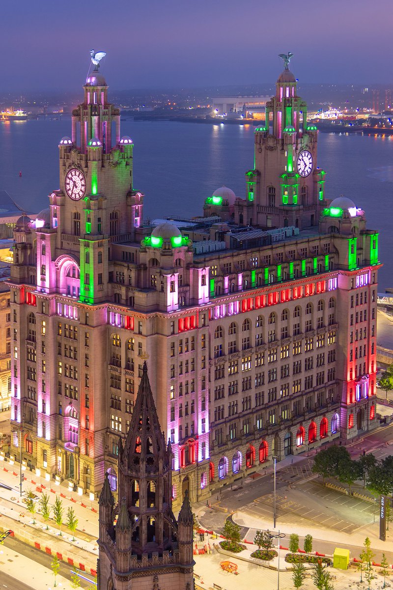 LiverpoolVista's tweet photo. New Competition.
RT and follow (if you haven't already) for a chance to win this 12 x 8 inch Multicoloured Royal Liver Building, #Liverpool print. The draw will be on Sunday, 14th November. https://t.co/EcsAc7LPrs