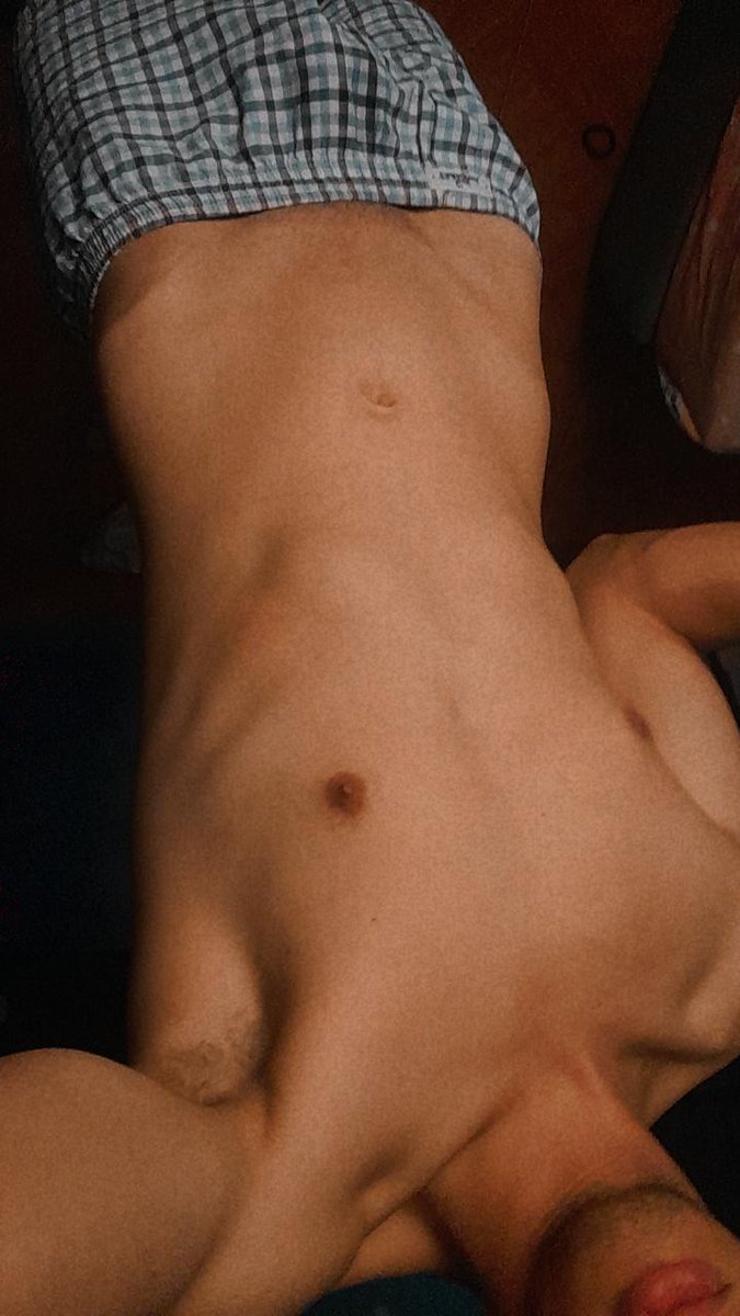 Twink20011's tweet photo. Me senti sexy ahhaa https://t.co/CUaVFOFmIY