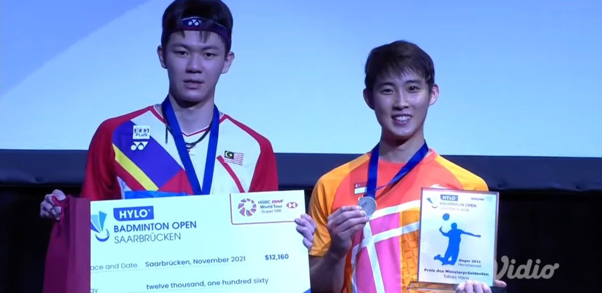 Versi_Ku's tweet photo. @BadmintonTalk Dulu                            Sekarang https://t.co/23BZ2xmR2u