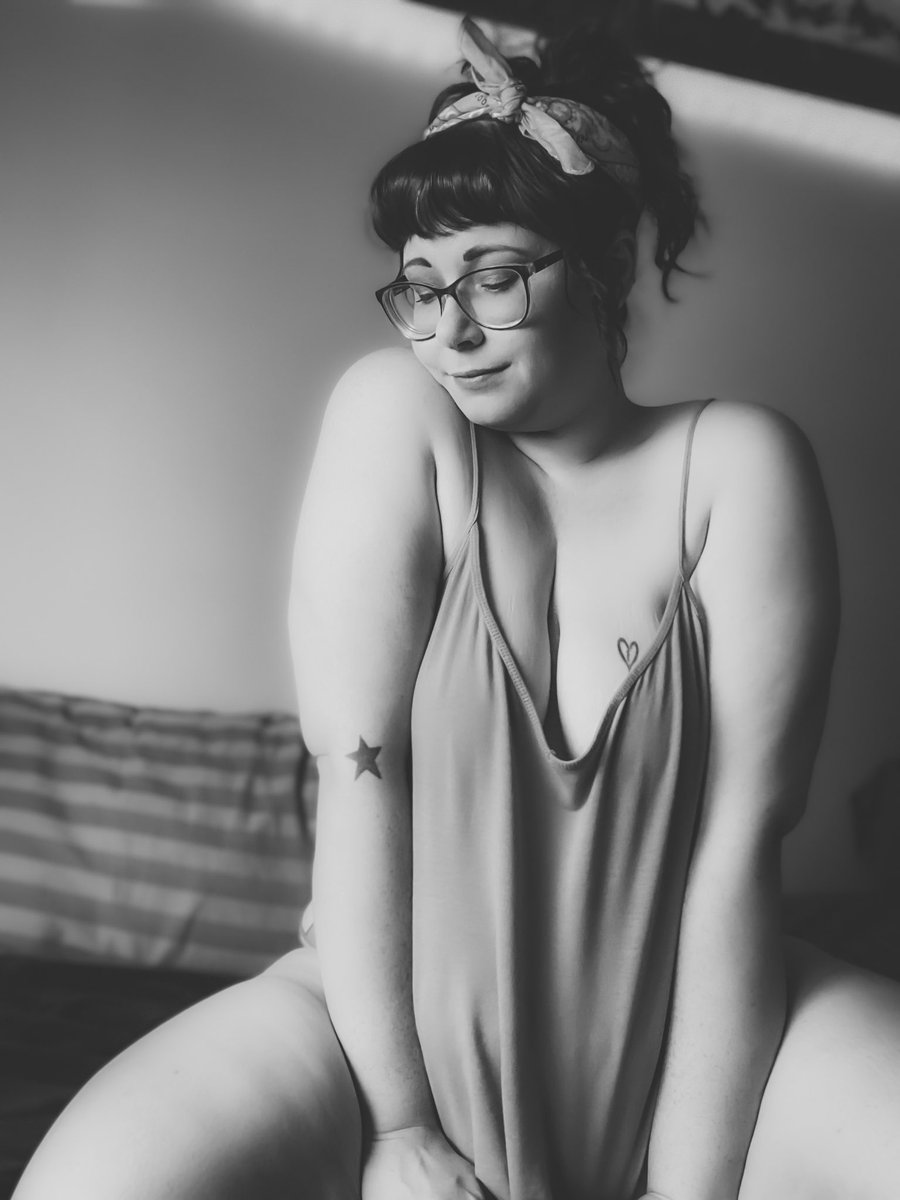 Emma Austin tweet media