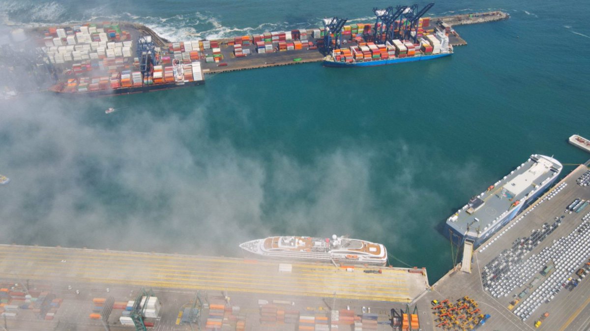 Puerto de San Antonio: Tras dos años sin arribo, debido a la Pandemia del COVID-19, se registró la Primera recalada de un Crucero al muelle Costanera 1 de DP World de San Antonio @ELTIEMPOCHV <a href="/Off_Valpo/">ex-Marino</a> <a href="/Capuertovalp/">Capuerto Valparaíso 🇨🇱🇨🇱🇨🇱</a> <a href="/iMetGeo/">Clima Valparaíso</a> <a href="/elpuertodechile/">Puerto San Antonio</a> <a href="/provinciasanan/">Provincia SanAntonio</a> <a href="/TurismoSaiTour/">TURISMO SAI TOUR</a>