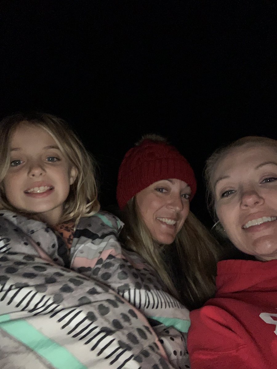 TheLearningHunt's tweet photo. @dbc_inc @burgessdave @tishrich @burgess_shelley @DHarrisEdS @mradamwelcome @TaraMartinEDU @AnnickRauch @tamaraletter I am grateful for time away with family and friends! #dbcchallenge #tlap https://t.co/DSDV5ffSr1