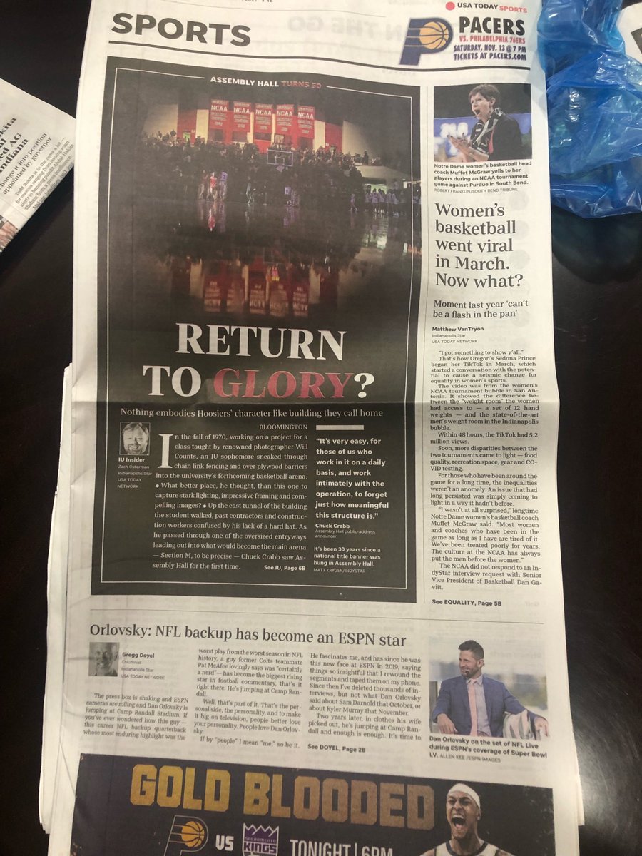 macbusinesslaw's tweet photo. Well done from our “friends” at the IUStar. Did Purdue beat Michigan State? (Check page 8b). Not sure. Let’s run a story about the glory days that ended 30 years ago.  🤡🤡😂😂 #journalism ⁦@indystar⁩ ⁦@IndyStarSports⁩ https://t.co/R5pDNCBFpw