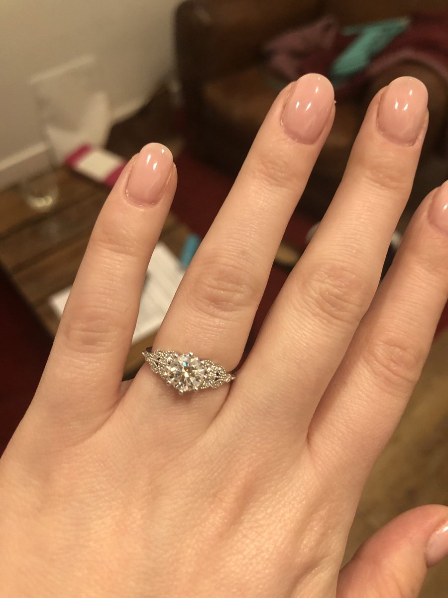 JordonAcker's tweet photo. THATS MY FIANCÉE @rnbwrobinhood https://t.co/2q5PoL5oUj