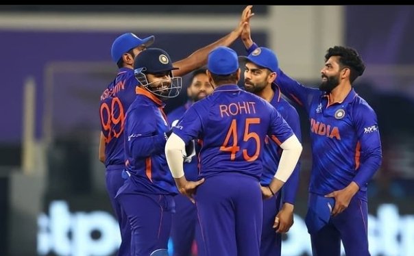 Mehak_Randhawaa's tweet photo. Jasy gae ho jata ha kya koi aesa chor ky ....
#TeamIndia #T20WorldCup https://t.co/9KE6KIIvgz