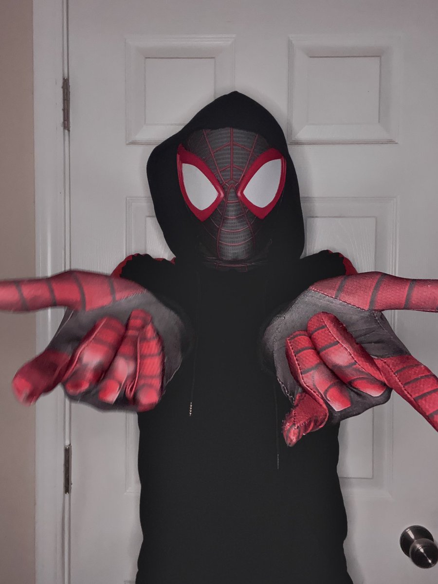 Elitelife_real's tweet photo. Casual drip โก๏ธ๏ฟฝ๏ฟฝ๏ฟฝ๏ฟฝ๐ฆ
โข
โข
โข
#Spidey #MilesMorales #MilesMoralesPS5 #Spiderman #SpiderManNoWayHome #SpidermanCosplay #cosplayer #Marvel #drip #ExaggeratedSwagger https://t.co/oe24IAsF1M