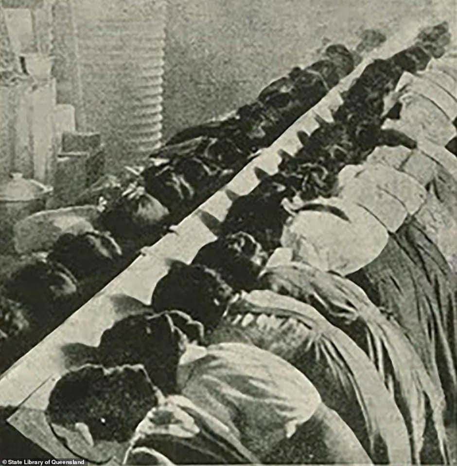 En 1918, Nueva Zelanda estableció cámaras de inhalación llenas de sulfato de zinc. Para viajar en tren, la gente tenía que presentar documentos que probaran que habían sido tratados. Causaba daños en los pulmones y la garganta, haciendo a la gente más susceptible a  infecciones.