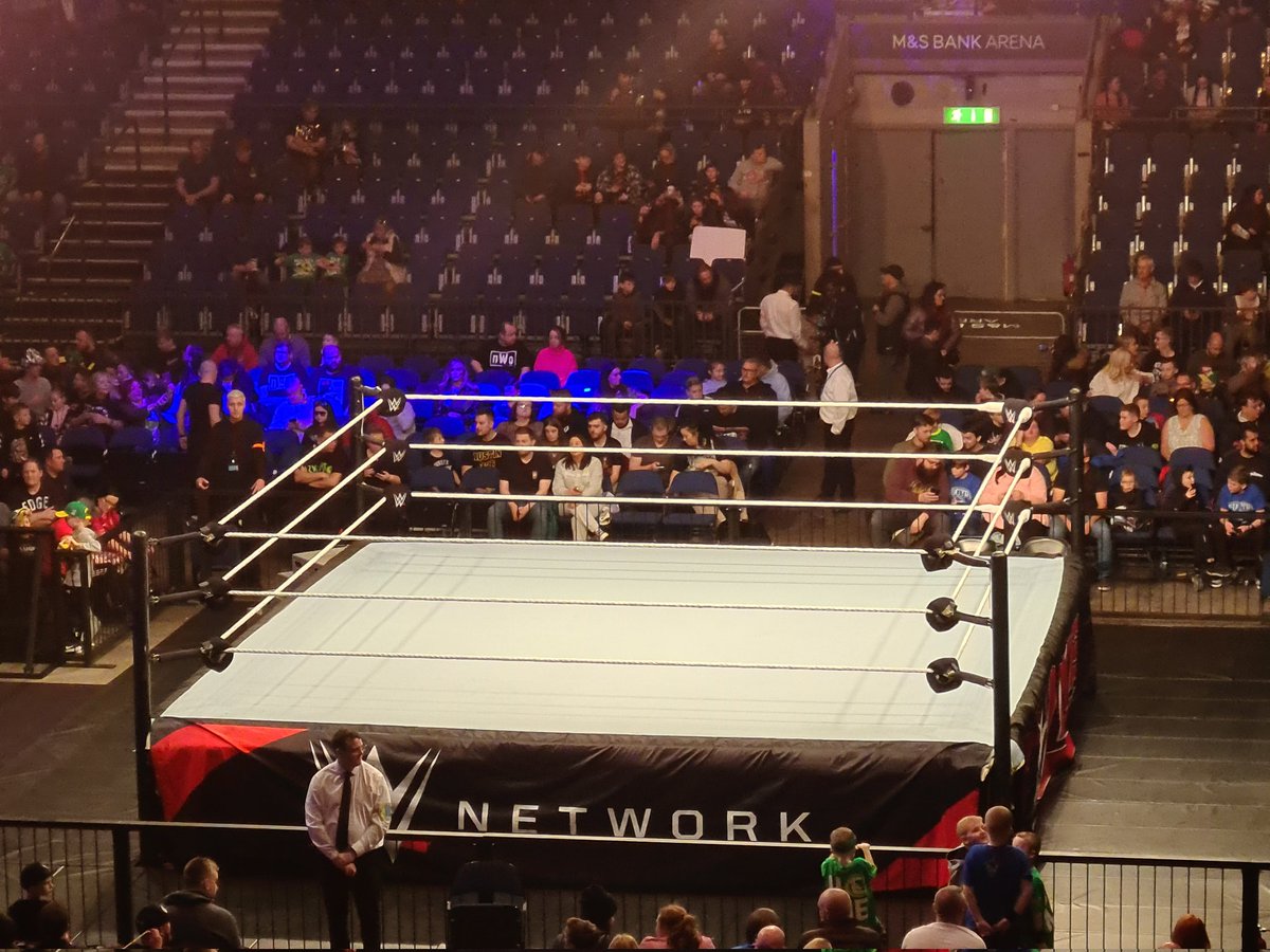 cgriffiths2803's tweet photo. #WWELiverpool ready for @FinnBalor @SashaBanksWWE @NatbyNature 😝😝 https://t.co/B43wYHU5t7