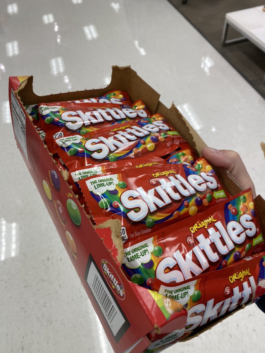 ThePeterJNelson's tweet photo. FINALLY!! Thank you @Skittles. Never change back. Ever. #Limeisback https://t.co/ZgcFZAFg8w