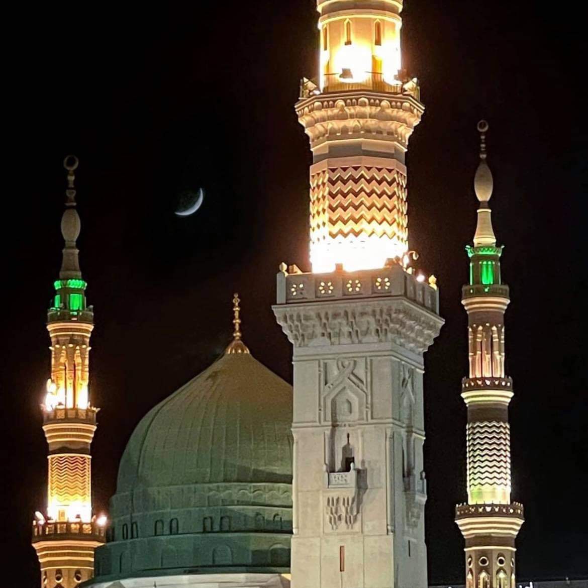 TheFinalMessen1's tweet photo. Allah swt and his Beloved ﷺ love you so much, and you love them.

#Love #pakistan #jordan #americanmuslim #desi #Palestine #islam #muslim #saudi https://t.co/087HJbzf3E