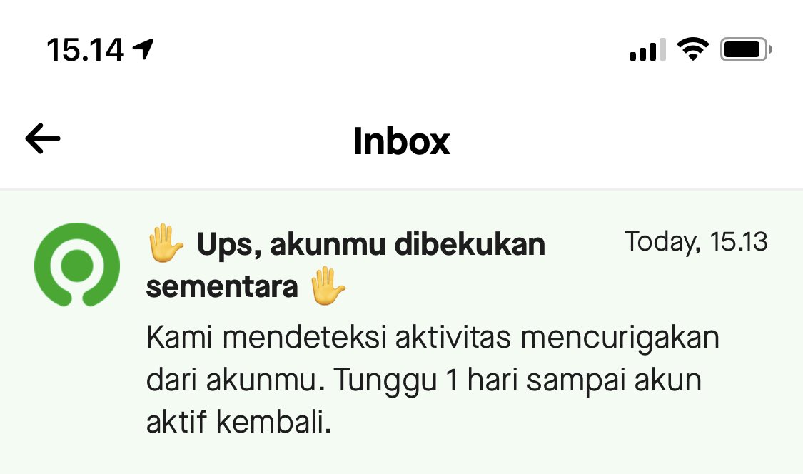 ratuista's tweet photo. Dear @gojekindonesia seharian gak pake aplikasi ini tetiba dpt notif begini.. salah aing apa? Laper coi gak bs gofood https://t.co/M9eRoB4ZK5