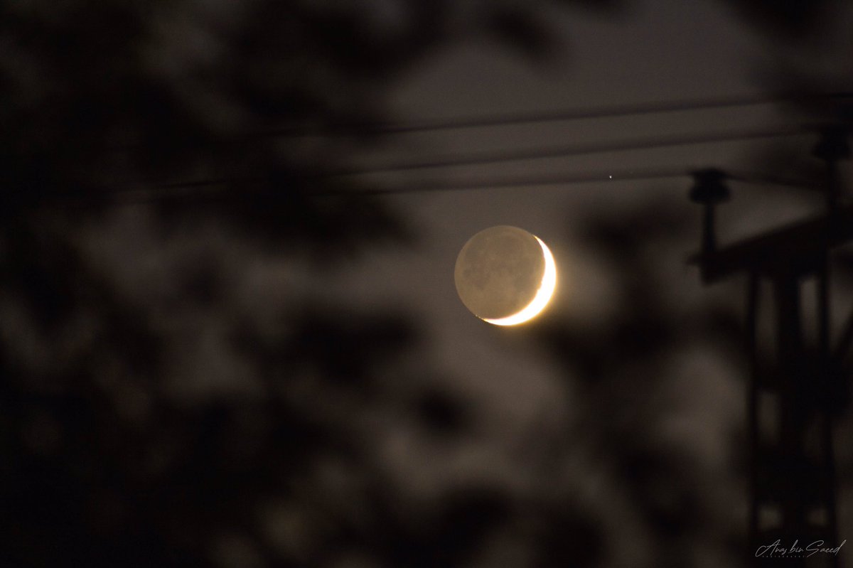 _anassaeed's tweet photo. we’re all like the bright moon, we still have our darker side. https://t.co/Tqe9yOpRyt