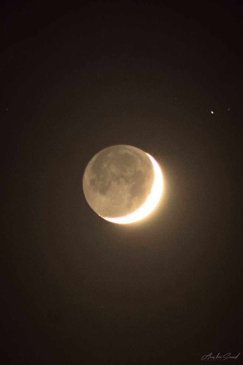 _anassaeed's tweet photo. we’re all like the bright moon, we still have our darker side. https://t.co/Tqe9yOpRyt