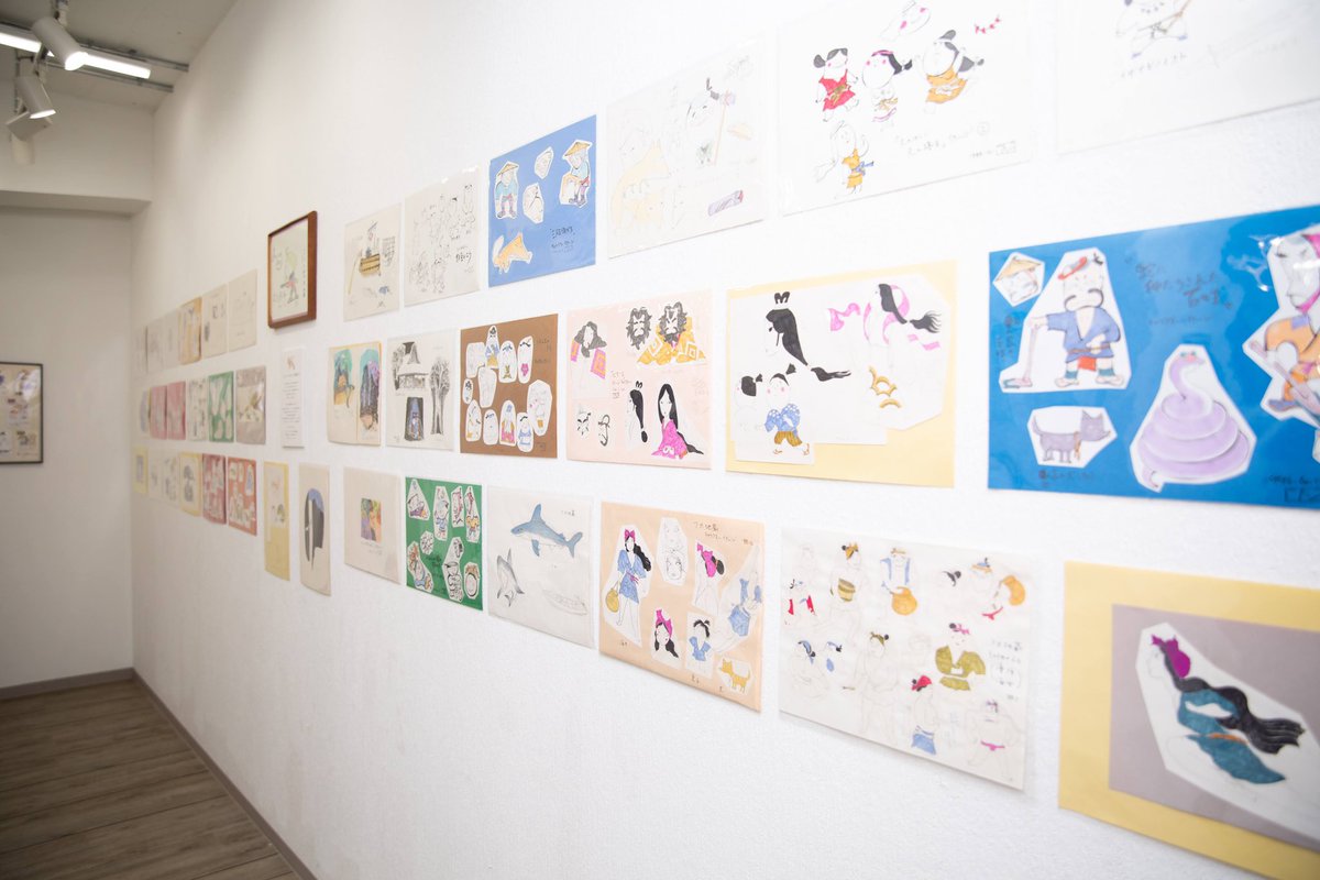 #つじ伸一の世界展
おかげさまをもちまして、全日程予想を上回る大盛況のうちに終了いたしました。

遠方からいらした方、ふらりと立ち寄って長居してくださった方、Twitterを見て来てくださった方……
みなさんの感想一つ一つが一同本当に嬉しかったです。

ご来場まことにありがとうございました！