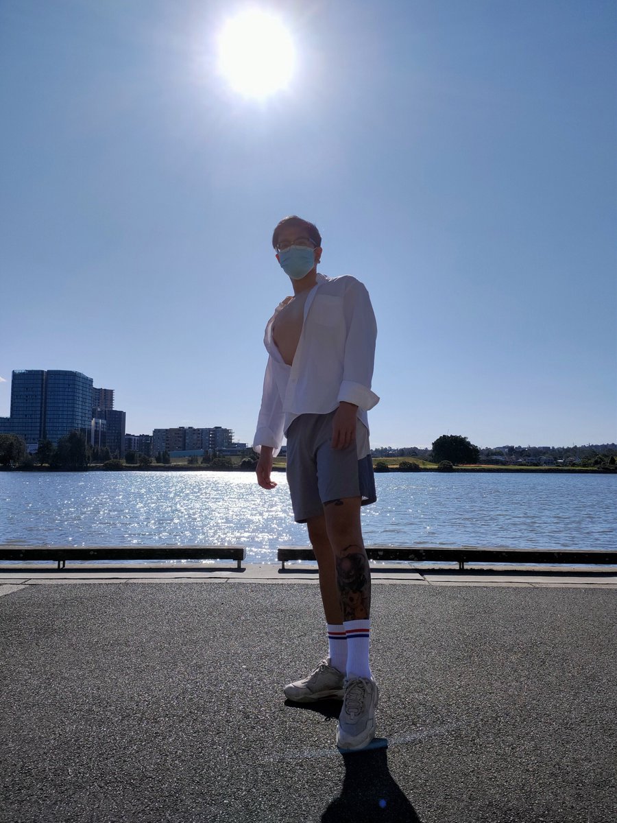 MrAsianBBC's tweet photo. 想看我穿黑袜还是白袜？
Black or white socks? https://t.co/unLScdqYYy
