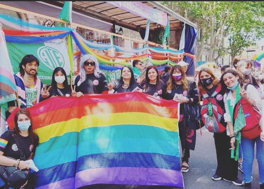 Sindicalismo para todxs!🌈❤️💪  Vamos a seguir luchando contra el sindicalismo Patriarcal, machista y heteronormativo. No vamos a pedir permiso, VAMOS A ARRASAR! Súmate a nuestra lucha! 💪💪Somos GRANATE MORADA !