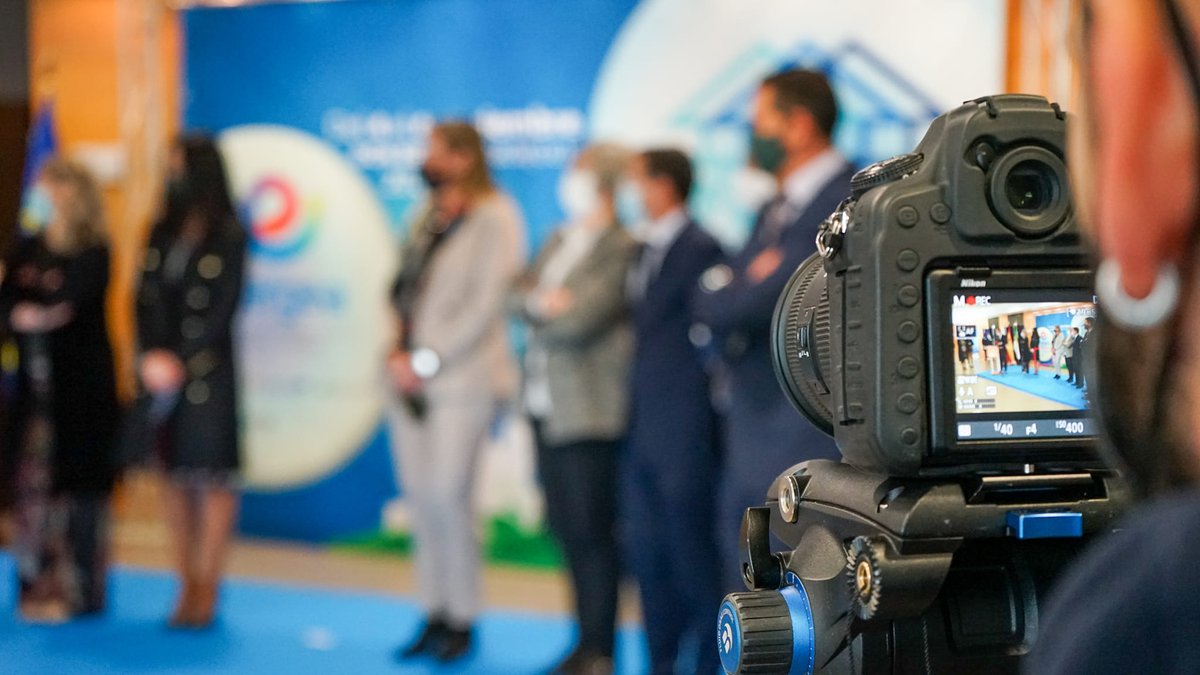 FiconFeval's tweet image. ☑️  RESUMEN FOTOGRÁFICO 2021 (Faceboook)
🏢🏡 FICON y ExpoEnergea 2021 ⚒🏗
👉 Diferentes profesionales del sector de la construcción y las renovables.
Empresas e invitados, han podido participar en los encuentros de negocio y Networking
ℹ️ facebook.com/story.php?stor…
#FiconFeval