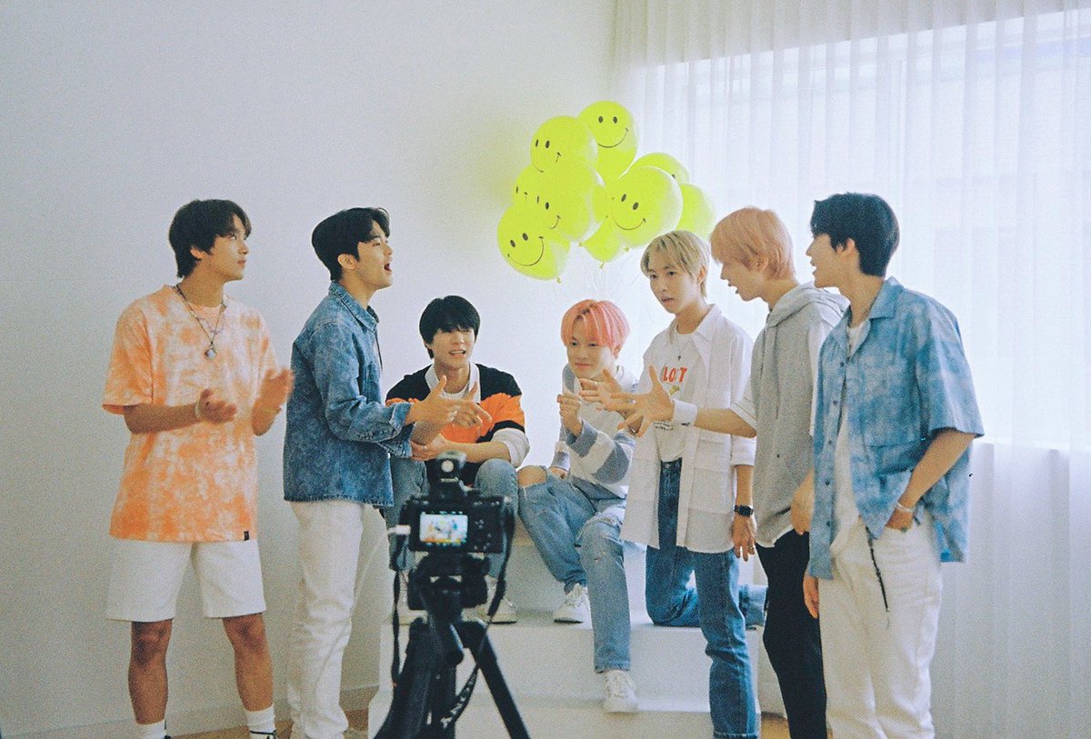 mschers_'s tweet photo. ตอนที่อยู่ด้วยกันครบ 7 คน มันเป็นอะไรที่วิเศษมากๆ
#nctdream #MAMAVOTE https://t.co/xQuC7YuSNM