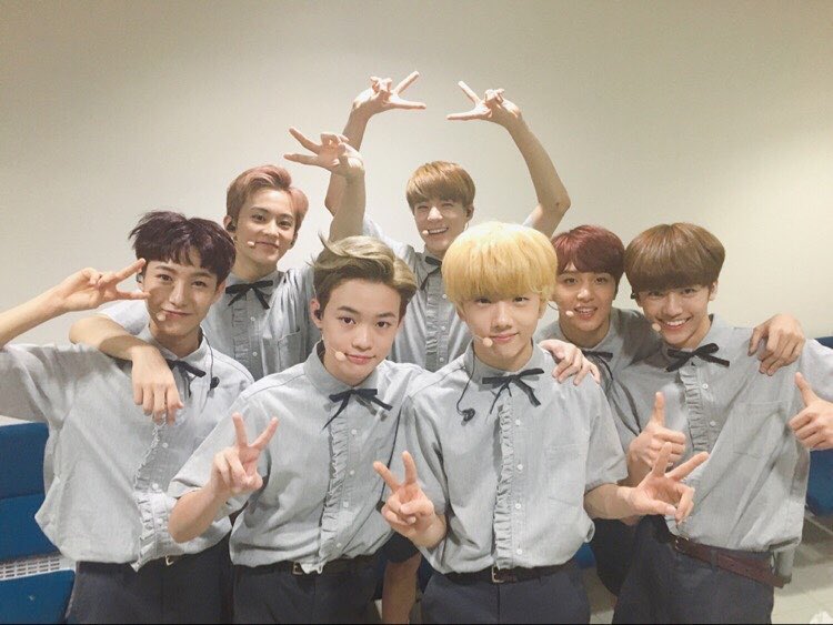 mschers_'s tweet photo. ตอนที่อยู่ด้วยกันครบ 7 คน มันเป็นอะไรที่วิเศษมากๆ
#nctdream #MAMAVOTE https://t.co/xQuC7YuSNM