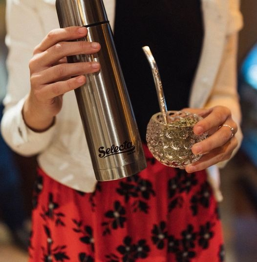 MateRogaBV's tweet photo. En el Mate Bar podes prepararte tu propio Mate o Tereré 😍🧉
👉🏼 Te recordamos que el Mate Bar se encuentra abierto todos los días, excepto los miércoles.
#matebar #aventuraselecta #turismointernopy https://t.co/V73e23tae9