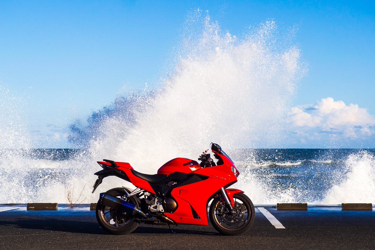 nag0516's tweet photo. 昨日のいわきツーリングは楽しかったな。#バイクのある風景 #VFR800F https://t.co/l53zp3siVn