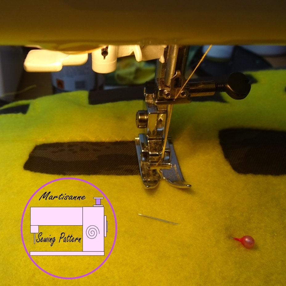 martisanne's tweet image. Cushion Sewing pattern, retro gift for gamer  husband boyfriend friend, diy sewing gift, cushion tutorial, 80s theme gift, pdf pattern, easy tuppu.net/4d278203 #EtsyTeamUnity #TMTinsta #CushionTutorial