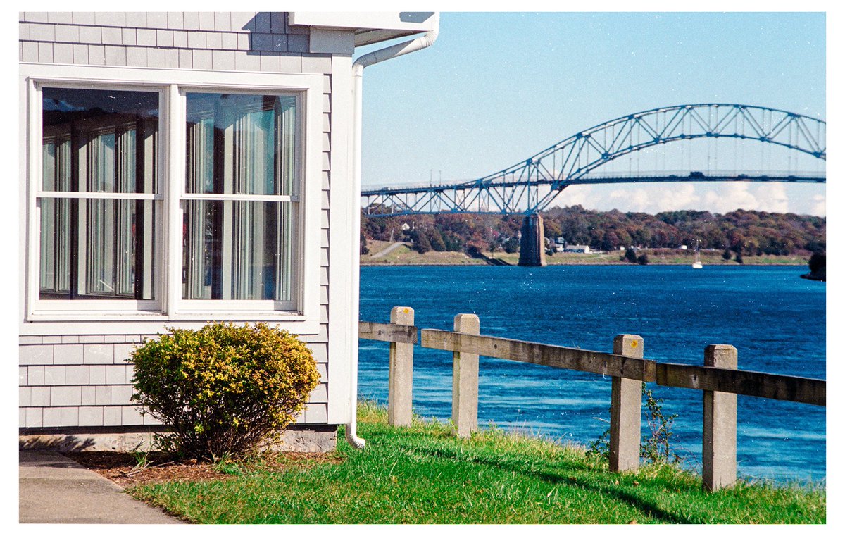 amkelleydesign's tweet photo. The Cape Cod Canal on Fuji Superia 400 📸🎞 https://t.co/7zkHjTmRUS
