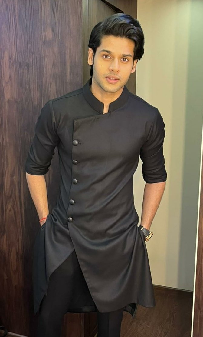 Uživatel Abhimanyu Dassani na Twitteru: „🖤♠️ #meenakshiSundareshwar #BB15 /skyJrRSFxb“ / Twitter Uživatel Abhimanyu Dassani na Twitteru: „🖤♠️ #meenakshiSundareshwar #BB15 /skyJrRSFxb“ / Twitter