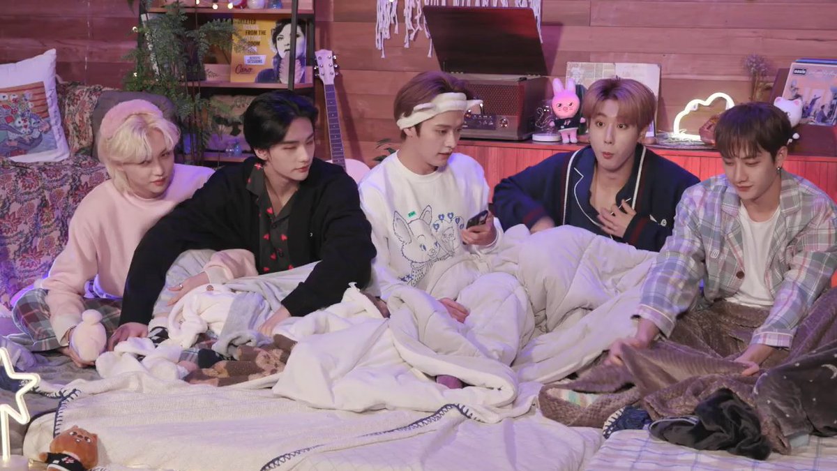 ً on Twitter: "skz pajama party a thread ;" / Twitter