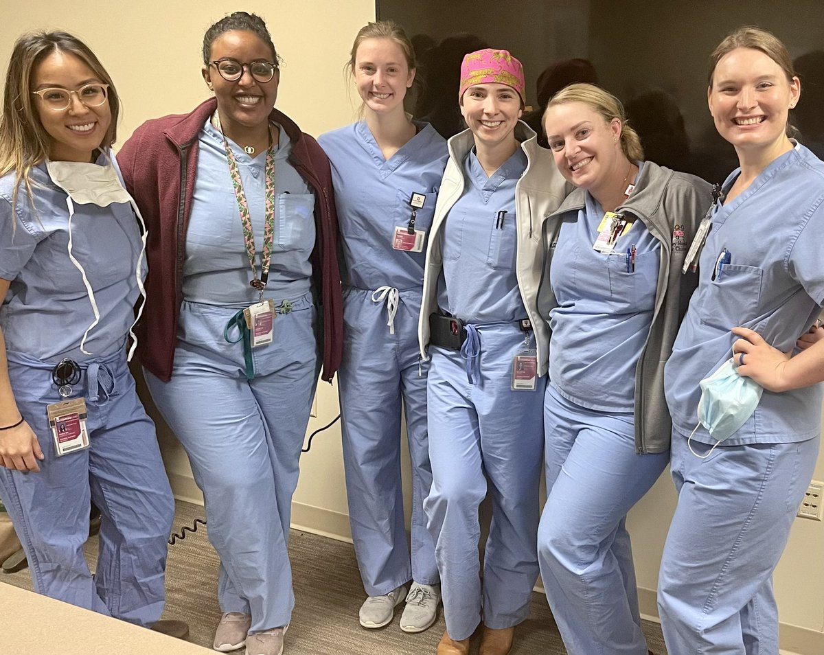 IU_PedSurg's tweet image. Rockin’ rounds this morning with our all female pediatric surgery team! Love it at the Riley’s @IU_Surgery  @AmandaJensenMD #womensurgeons #ILookLikeASurgeon #pedsurgbestsurg