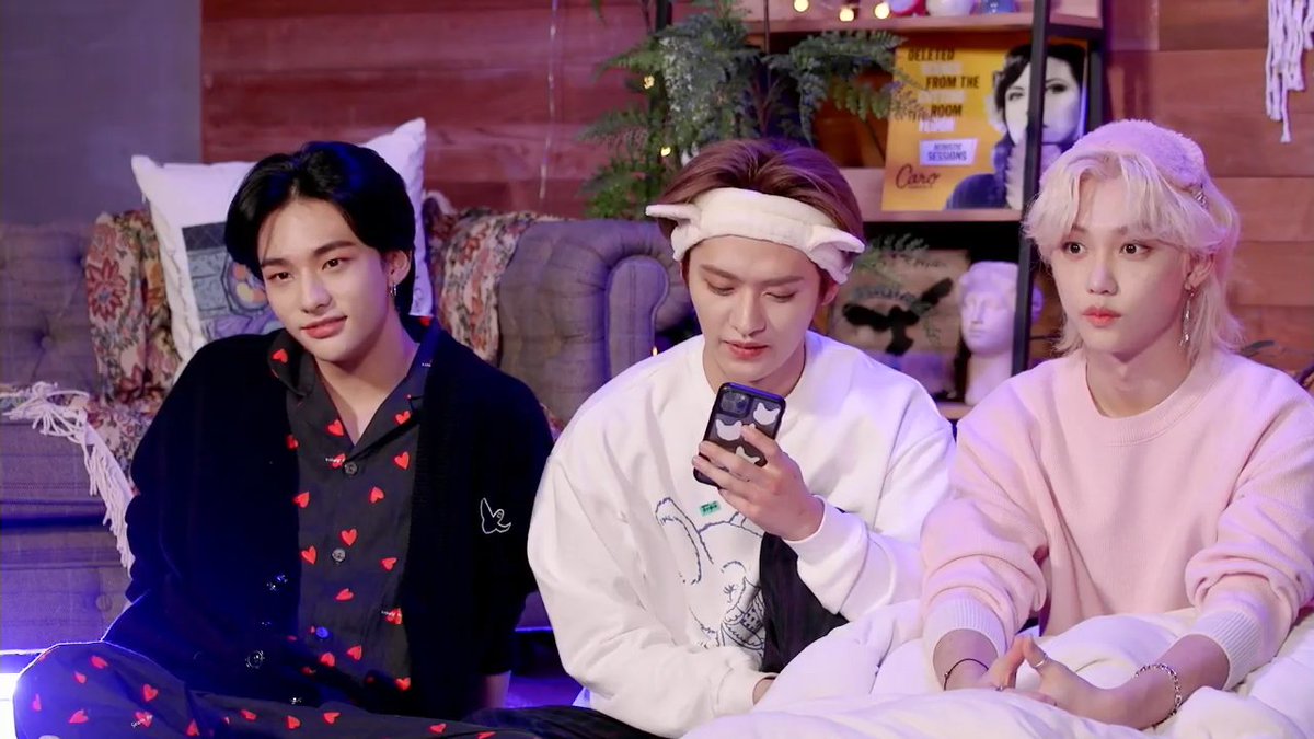 ً on Twitter: "skz pajama party a thread ;" / Twitter