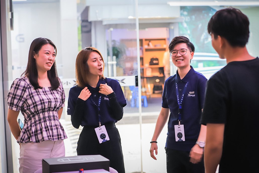 XPENG_Global's tweet photo. There’s a growing number of car owner volunteers – our X-walkers – are joining hands to help onboard new car owners to start a safer, smarter and more sustainable mobility experience. Together, we build a better world! #GoElectric #SmartMobility https://t.co/1S60n8mGCN