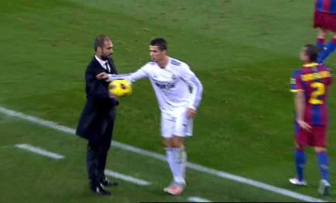messimerize10's tweet photo. Why does Ronaldo act so weird when he is losing? People should talk more about it, he always acts this way when things don’t go his way. https://t.co/bsOETijdB5