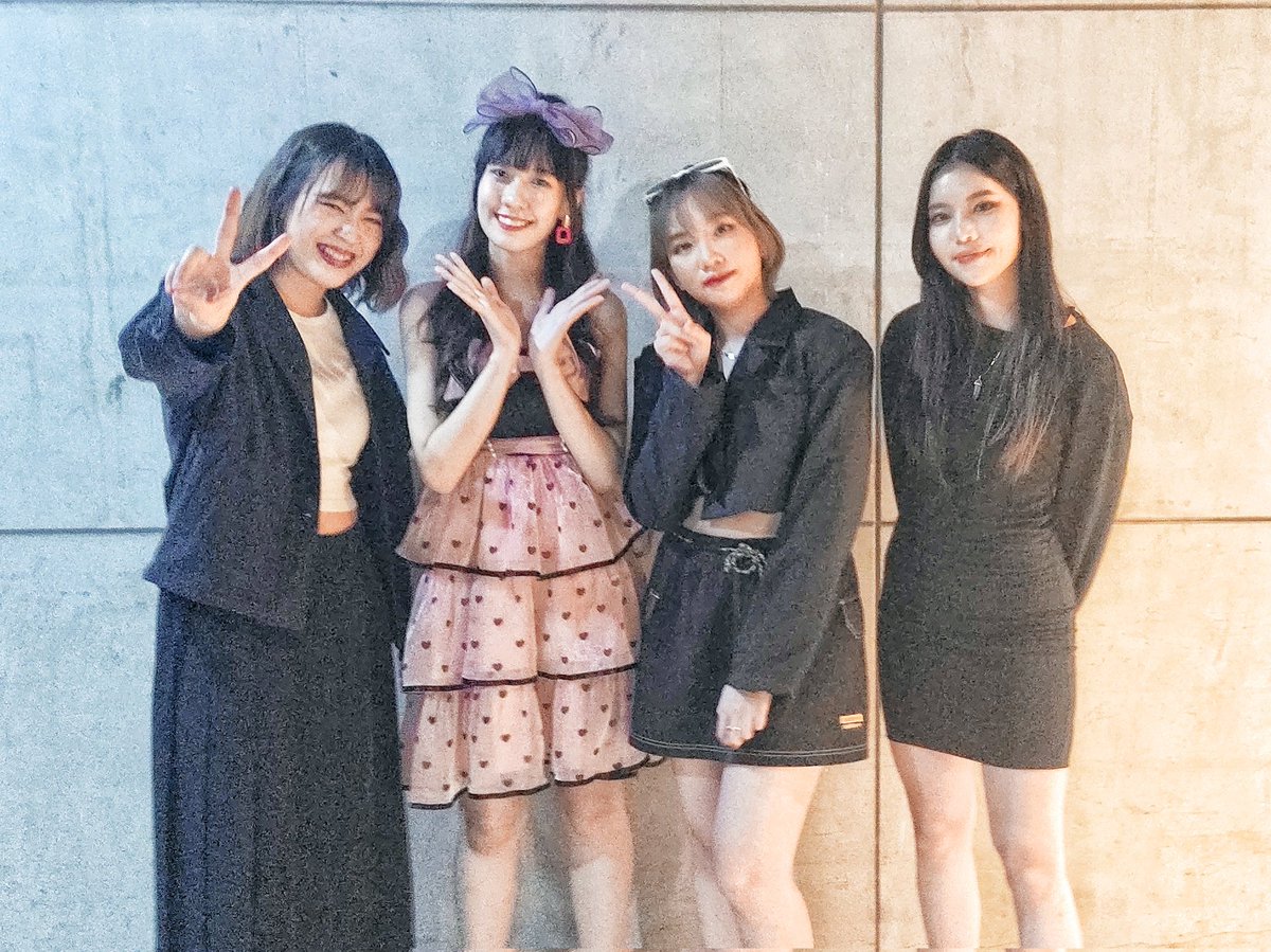 ThisisCatRadio's tweet photo. ps.คิดถึงแก็งค์นี้จัง 💊💉
ส่วน Robben ตอนนี้อยู่ที่ 11 ในชาร์ต Cat 40 จ้า
#catradio #feverth 
#baifernchan #medyisboss #popnapas #sufever #FitaTillWeMeet https://t.co/PfyAayCvSG