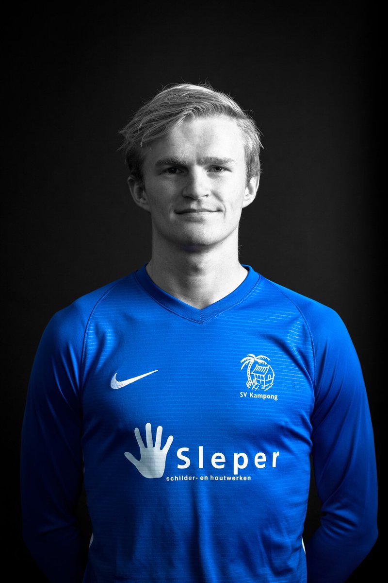 KampongVoetbal's tweet photo. 65’ ⚽️ 0-3 voor Kampong door Marc Visser #forkam https://t.co/kfrCx9jvxd