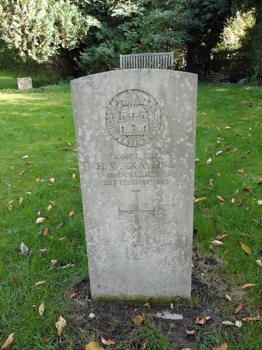 FryerningFrame's tweet photo. #IngatestonePedallers
#ComradesNudistsandTheBomb

Ride out for 12.  Stop at Megarrys Blackmore.
Visit to @CWGC #Navestock Church #Essex #RemembranceDay2021 https://t.co/78mVLPglb2