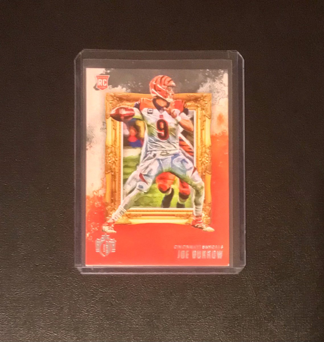 SpeshSportsTM's tweet image. Flash giveaway!⚡️If the Bengals win today,  I’ll give this to someone!
#RuleTheJungle

1. Follow ✅
2. Retweet ♻️
3. Tag a friend 👊🏼

Contest ends when the game ends!

Sign up for my razz! 🤑

@sports_sell @SportsCardHoby @Hobby_Connect @HobbyConnector
@ConnectingHobby @HobbyRTs