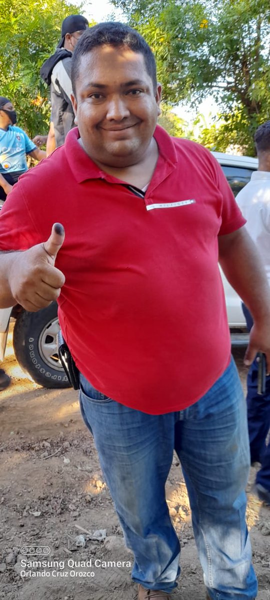 #EleccionesSoberanas2021
YA VOTE🗳️🇳🇮💖
L@s nicaragüenses, del Distrito 1 de Managua.
Desde tempranas horas de la mañana, llegaron a sus ejercer su derecho al Voto a las Juntas Receptoras de Votos que les corresponde.
#TodosJuntosVamosAdelante
#YaVote