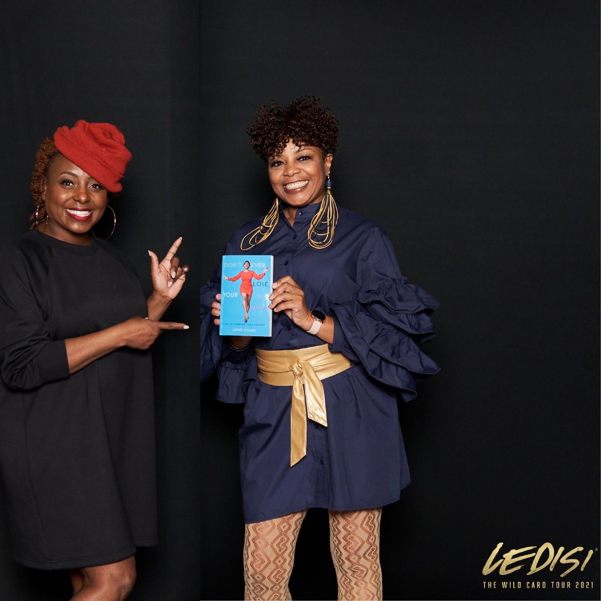 VeronicaJacks13's tweet photo. @ledisi #wildcardtour 
What a wonderful concert, you never disappoint! Been loving you from the very start: all time favorite-Take Time! Hopefully you'll sing that again one day.  Continue to let your light shine. Hey Ledheads, buy her book! https://t.co/dreTeospcT