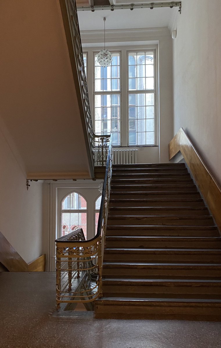 vanitesfaye's tweet image. quote with a photo that you took which contains no people and no words. let’s make a thread of calm