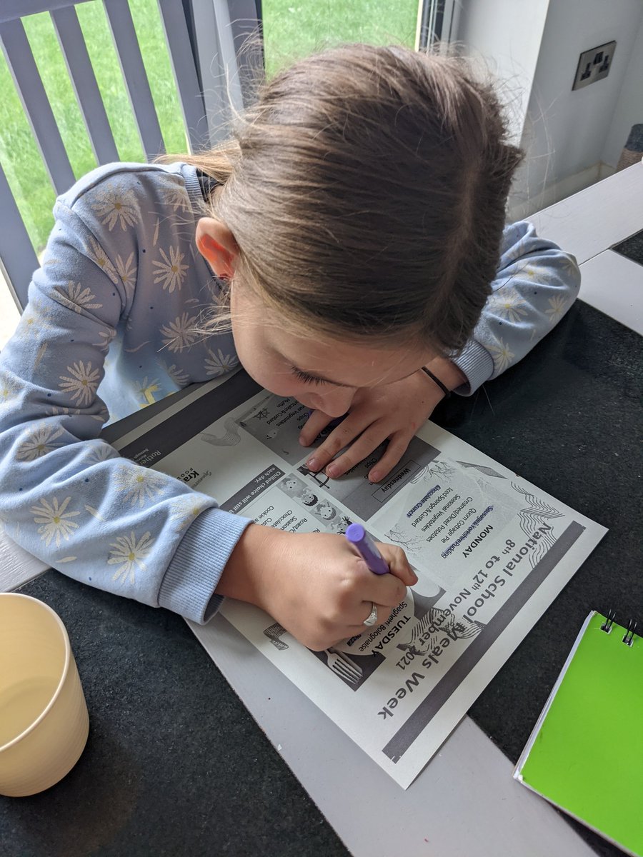 SWCazHawson's tweet photo. Olivia choosing her School meals for week, No packed lunch for her this week #nationalschoolmealweek
 @MissGreenBSJS @BramleyJunior #school #schoolmeals https://t.co/SEFELV2UUG