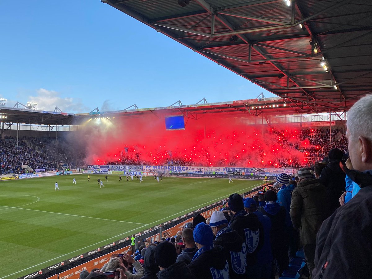 fanhilfe_md's tweet photo. Nachtrag zum Wochenende. 😉
#fcmagdeburg #FCMscv #fanhilfe https://t.co/l1Uz0EH7Sd