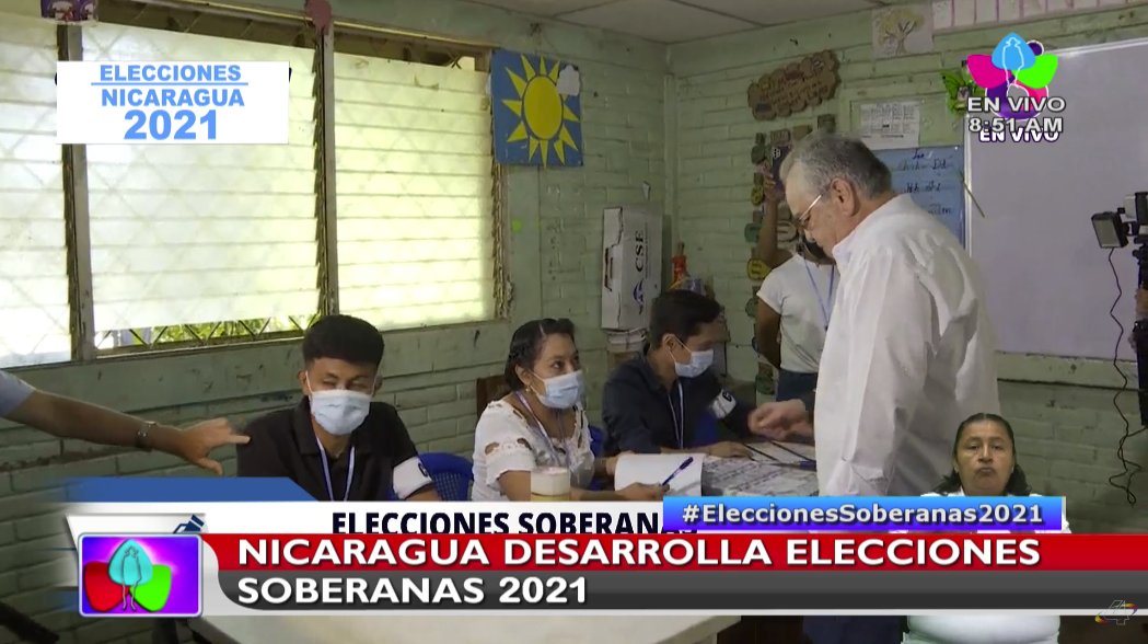 Canal4Ni's tweet photo. Doctor Gustavo Porras, Presidente de la Asamblea Nacional, ya ejerció su derecho al voto en uno de los centros de votación en la capital
#EleccionesSoberanas2021 https://t.co/cKK5eQPc1D