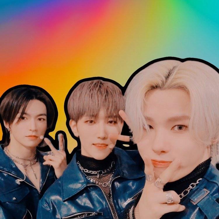 padadaaaaaaaaaa's tweet photo. 💙my present you are my everything💙
#Elast #Elring #ElastSelcaDay #ELSD #엘라스트 #엘링 @ELASTofficial
esmee as 혁이, elise as 결이, me as 민민 ^^
@esmee_tax @Blueyunho1 https://t.co/WWy5Ahp6q6