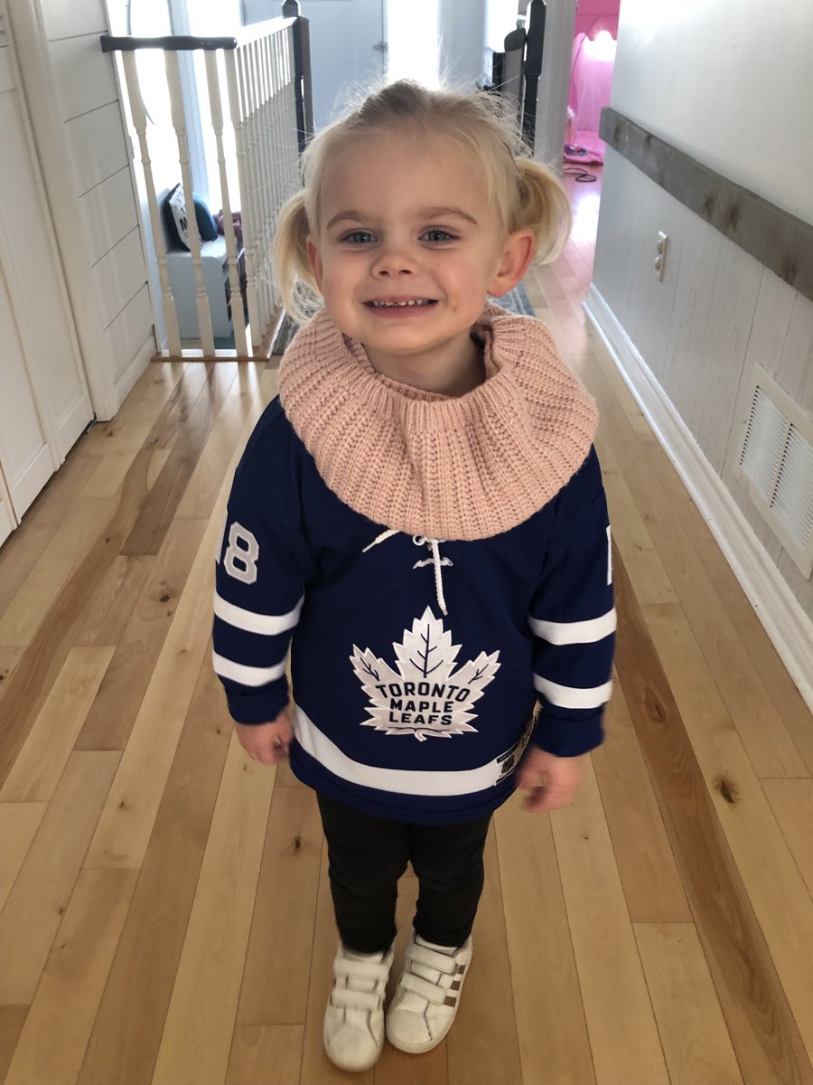 ⁦I’m ready!!! #hockeygirl ⁦@hometownhockey_⁩